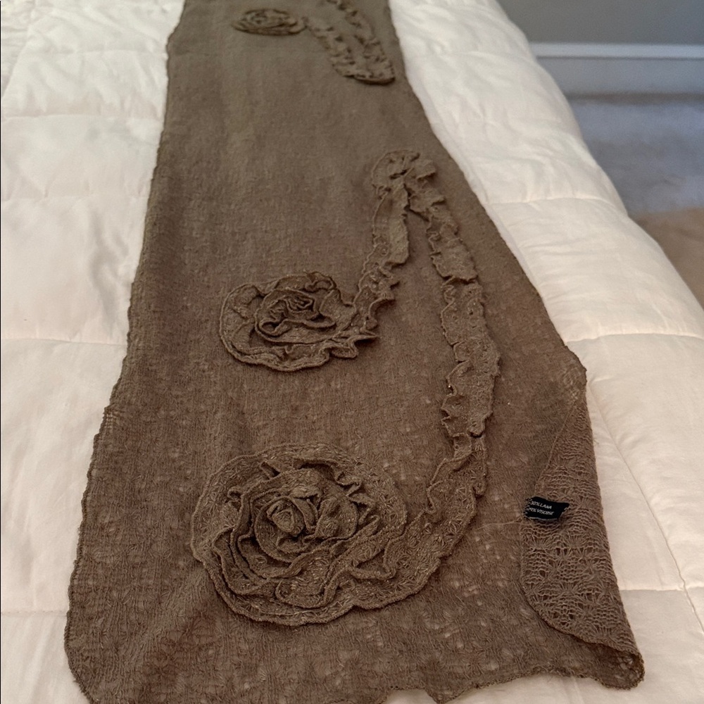 Chic Lace Scarf